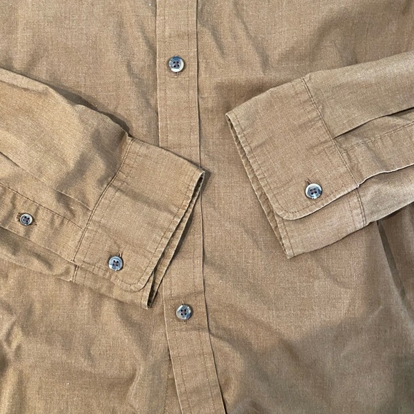 Button Down - Picture 4 of 4